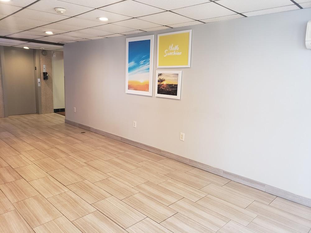 Days Inn By Wyndham Wilkes Barre Экстерьер фото