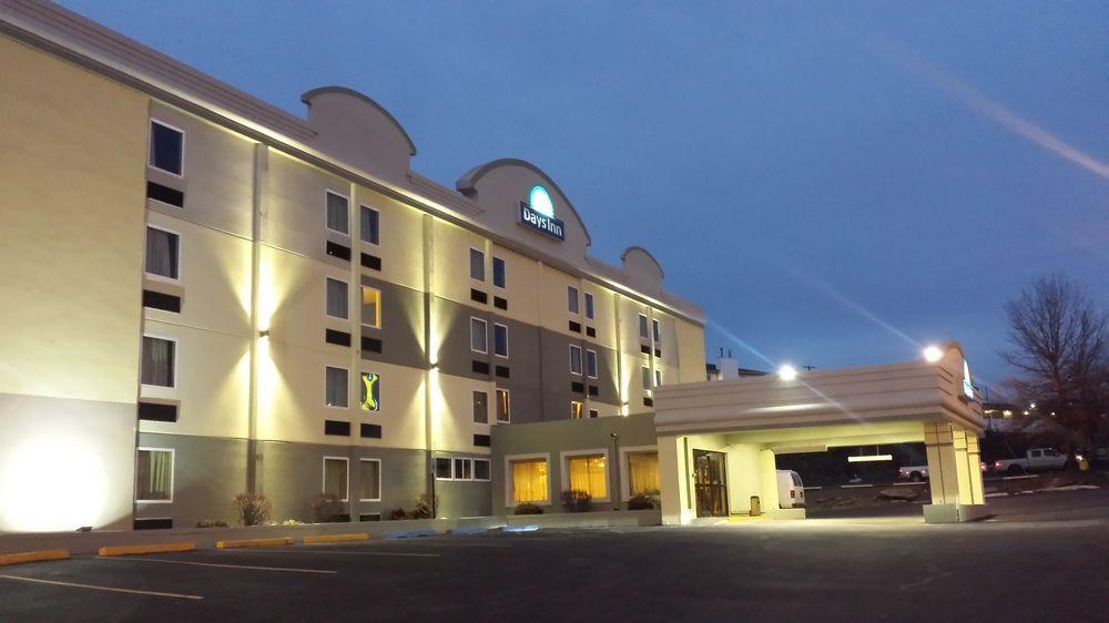 Days Inn By Wyndham Wilkes Barre Экстерьер фото
